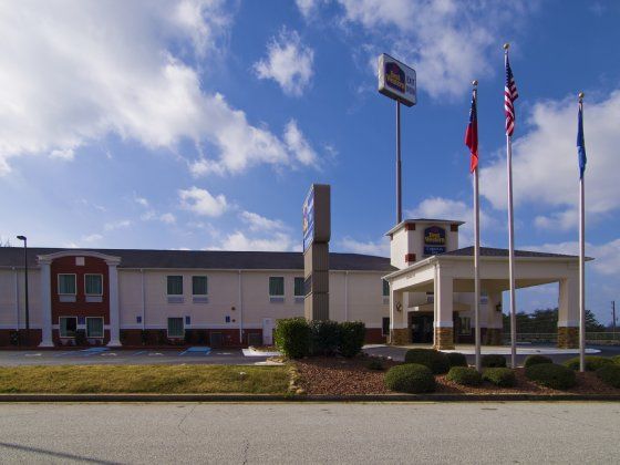 Baymont By Wyndham Cornelia Hotel Buitenkant foto