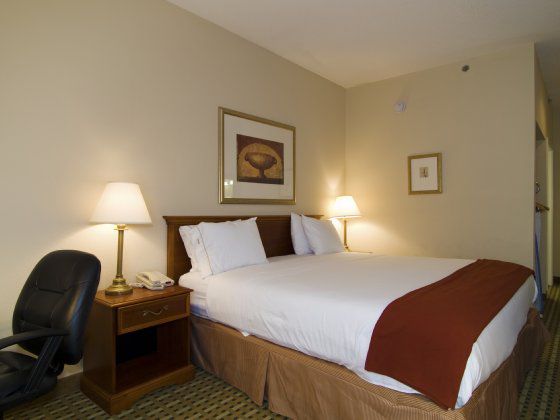 Baymont By Wyndham Cornelia Hotel Kamer foto